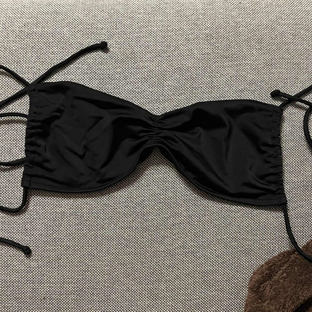 Victoria's Secret • Padded Black Bikini Swim Top • Size Small S